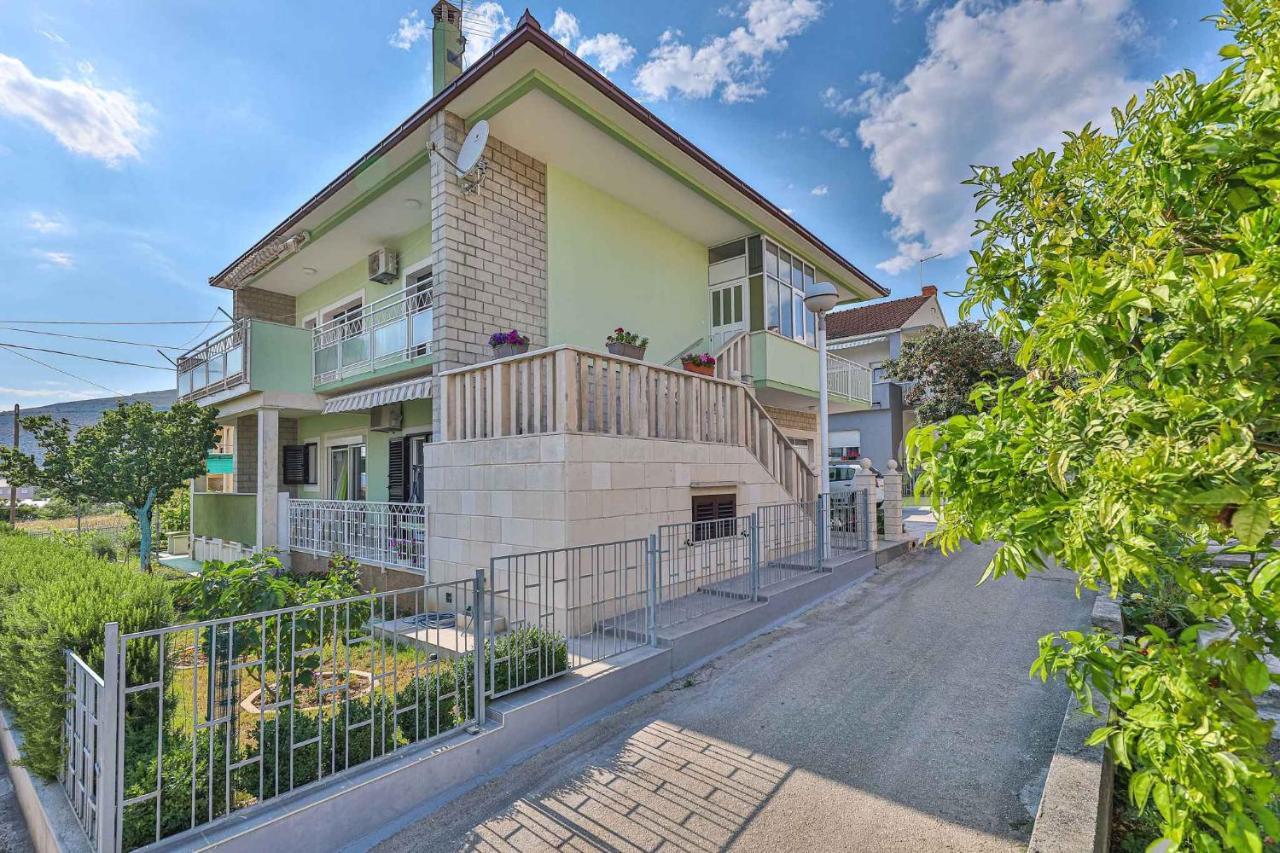 Apartment In Trogir 7406 Экстерьер фото
