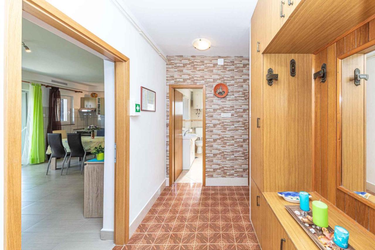 Apartment In Trogir 7406 Экстерьер фото